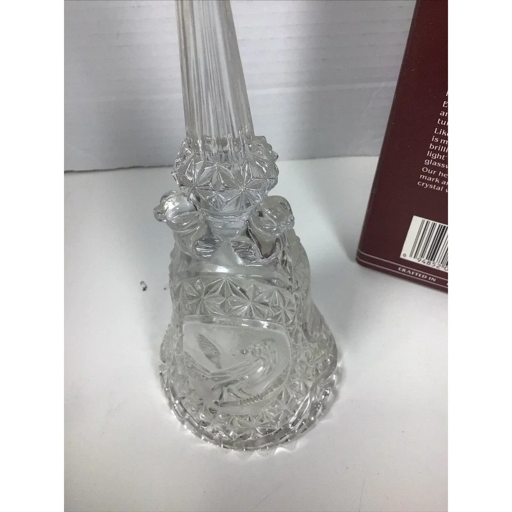 Vintage The Byrdes Collection Hofbauer Bleikristall Bell Bird 24% Leaded Crystal